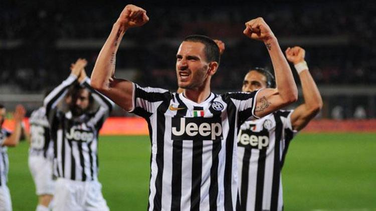 Lider Juventus, galibiyet serisine Cataniayı da ekledi