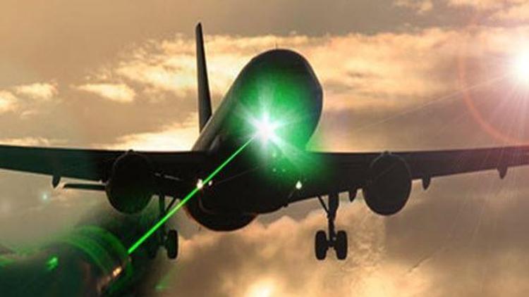 Uçağa lazer tutmanın cezası yeni yılda 10 bin lira
