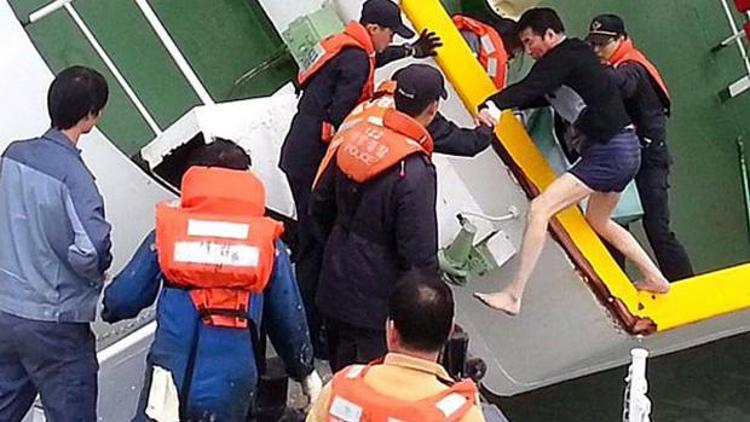 Güney Korede feribot kaptanı Leeye verilen ceza ömür boyu hapse çevirdi
