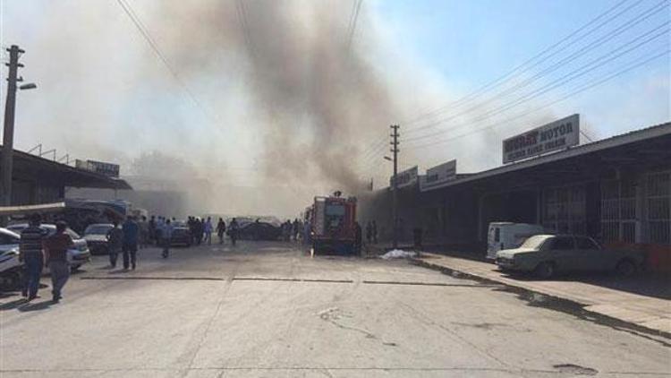 İzmir’de sanayi sitesinde yangın
