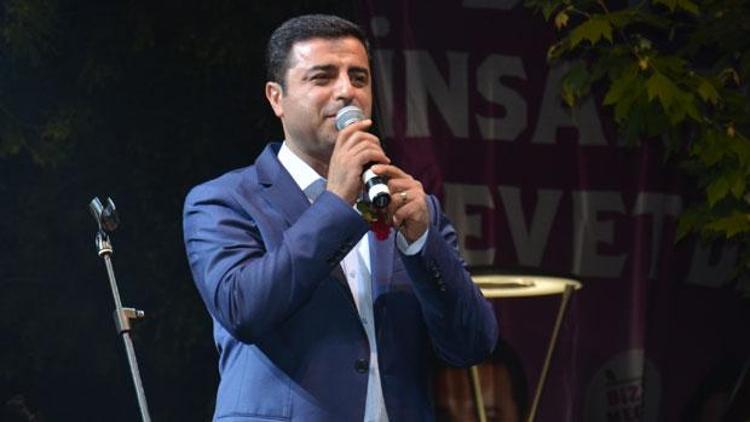 HDP Eş Başkanı Selahattin Demirtaş: Eşiniz, ayrıldığınız sevgiliniz, ne varsa ikna etmeniz lazım