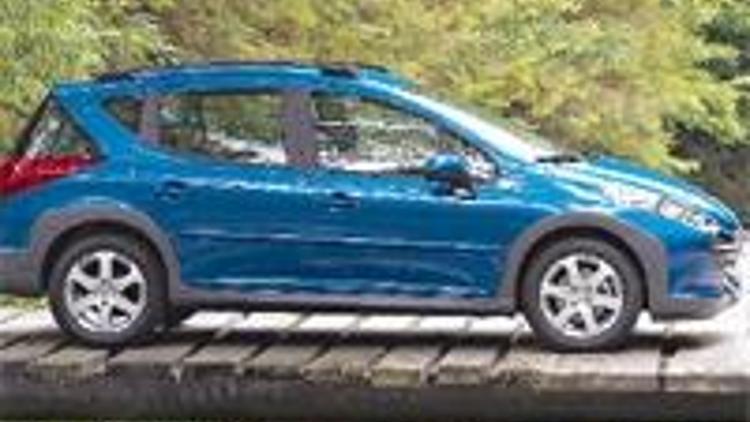 Peugeot, Türkiye’de araziye 207 outdoor ile ısınıyor