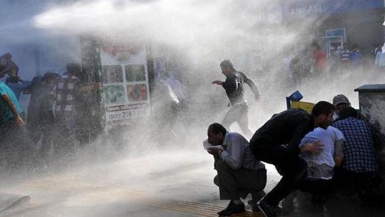 Vanda işçilere polis müdahalesi