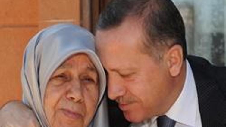 Başbakan Erdoğanın anne acısı