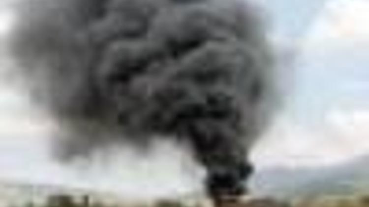 Attackers blow up strategic north Iraq oil pipeline