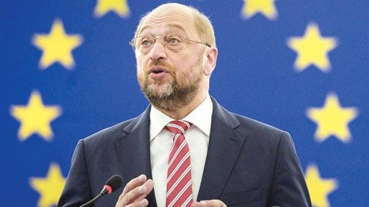 Schulz yeniden AP Başkanı oldu