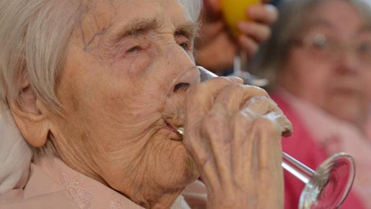 Almanya’nın en yaşlı kadını 111 yaşında öldü