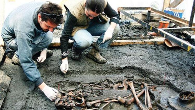 Arkeologların kadro savaşı