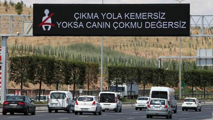 Ankaralı sürücülere kafiyeli uyarı