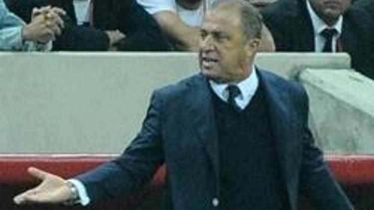 Fatih Terim takımı geriyor