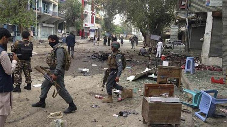 Afganistanda intihar saldırısı: 33 ölü