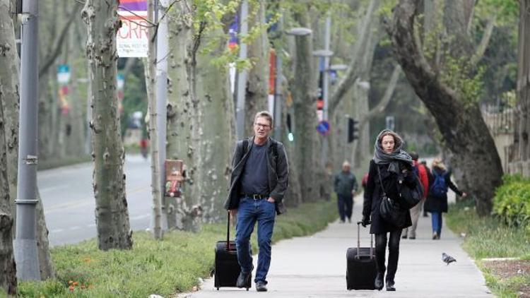 Turistlerin zorlu yolculuğu