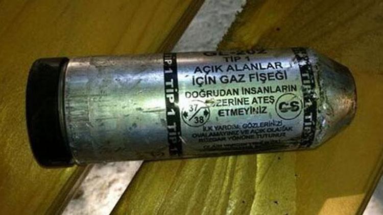 Polisin gaz kapsülü 7 yaşındaki Mustafayı vurdu