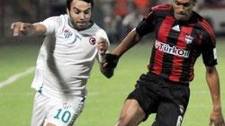 Gaziantepspor-Bursaspor maçı tatil edildi