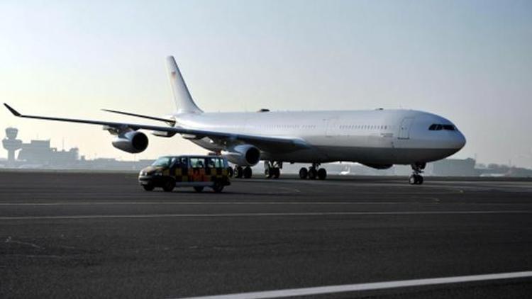 Ebola hastaları için özel donanımlı uçak
