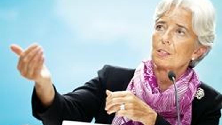 IMF, Yunanistan’da programın yürüdüğüne inandı, 3.2 milyar dolarlık dilime onay verdi