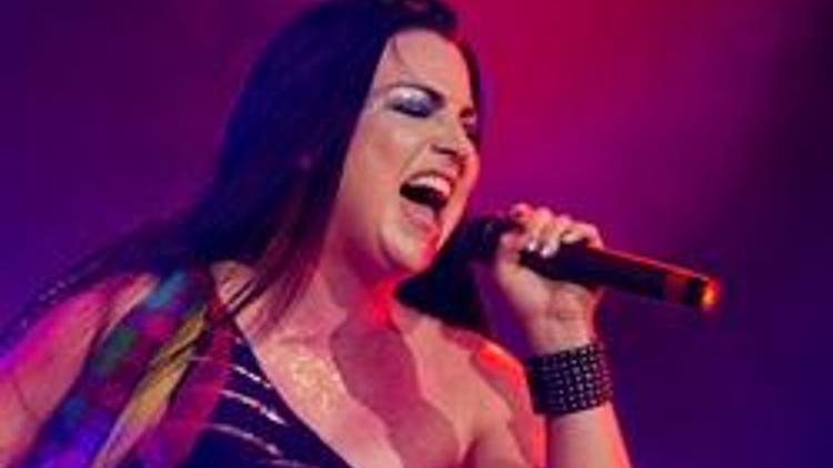 Evanescence İstanbulu büyüledi