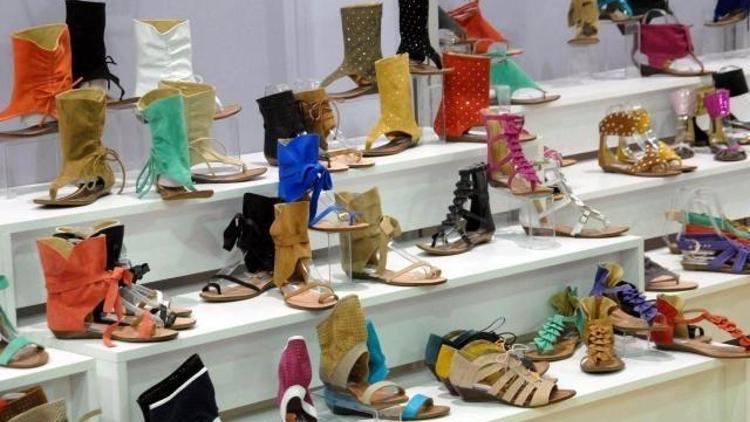 Ayakkabı sektörü İzmirde buluştu