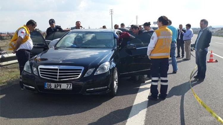 Ankarada park halindeki araçta şüpheli ölüm