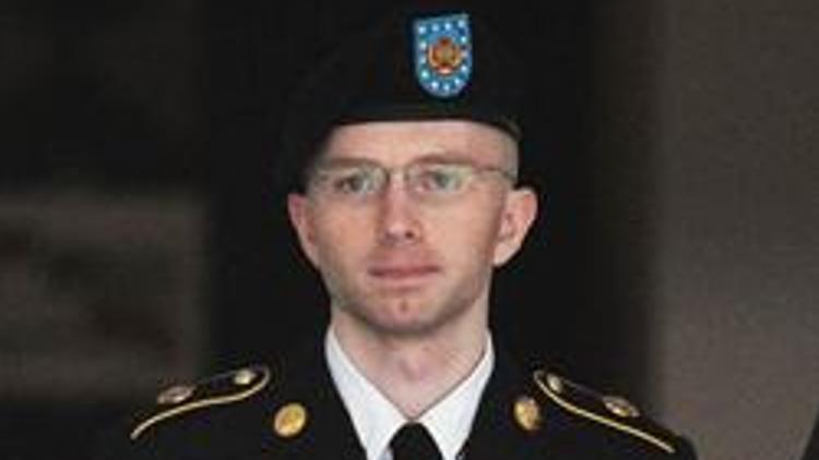 Er Bradley Manning özür diledi