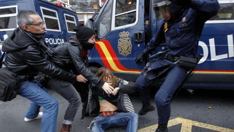 İspanyada polise plastik mermi yasağı