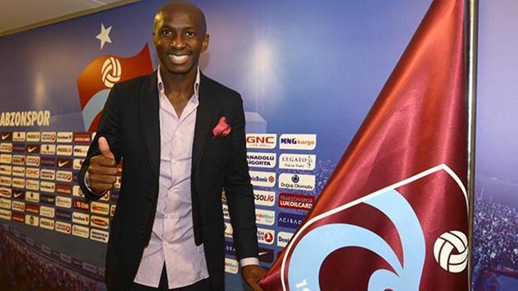 Trabzonspor, Mbia ile sözleşme imzaladı