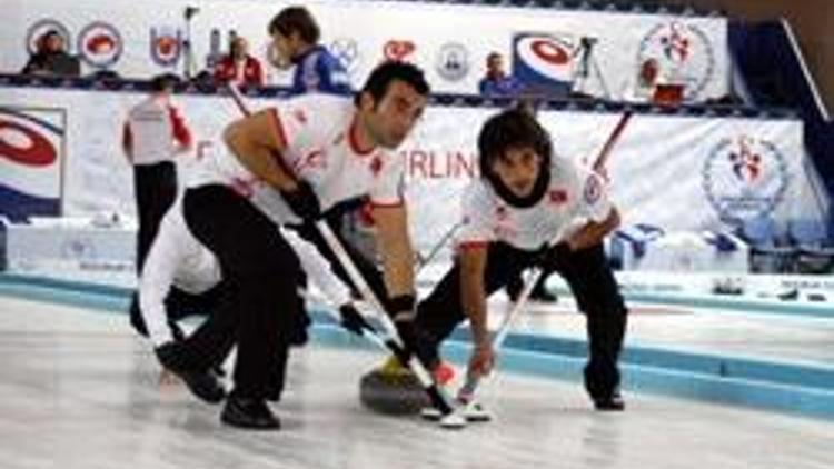 Curlingde çifte zafer yaşadık