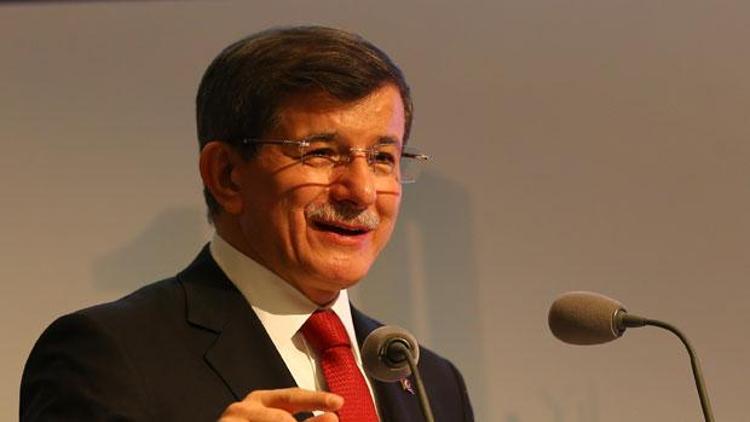 Davutoğlu: Barışı inşa etmek için gün bu gündür