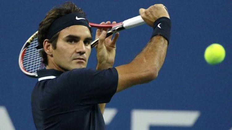 Federerden çocuklara milyon dolarlık bağış