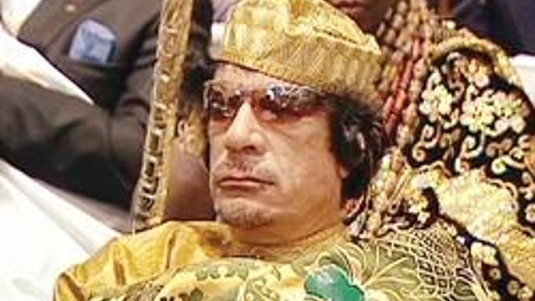 NATO Kaddafi’yi vurdu