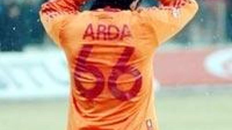 Arda Turan Hamburg maçında yok