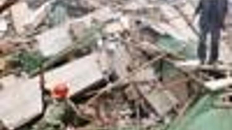 China warns quake death toll could reach 50,000