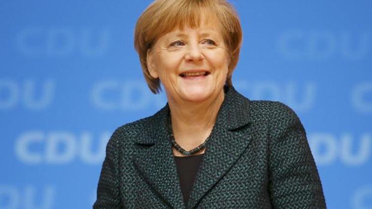 Angela Merkel yeniden genel başkan