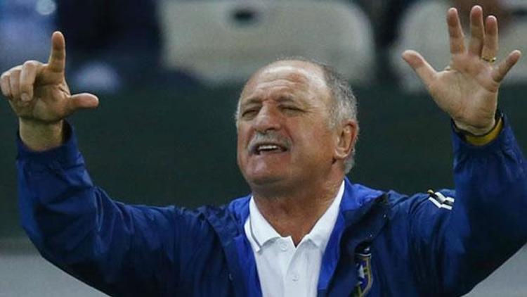 Felipe Scolari istifa etti