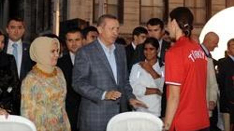 Başbakan Erdoğandan olimpiyat yemeği