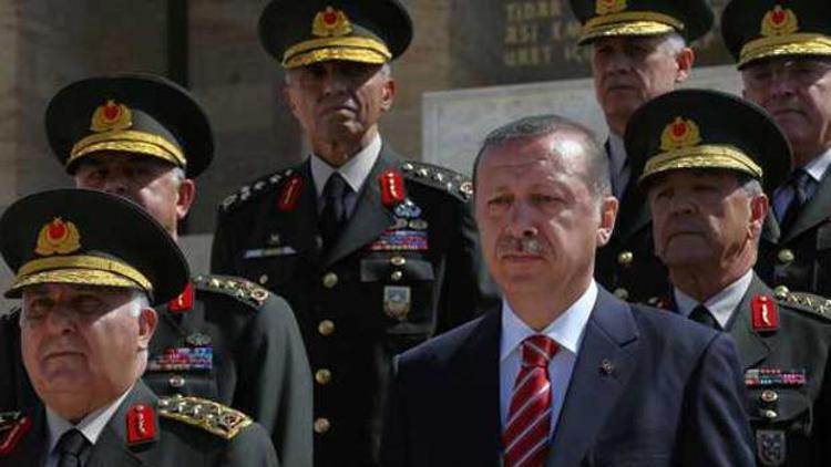 FT: Türkiye IŞİD konusunda kaçak dövüşmeyi bırakmalı