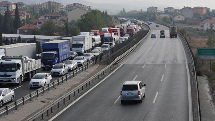 Öğrenciler, hatalı sürücülere ceza kestirecek