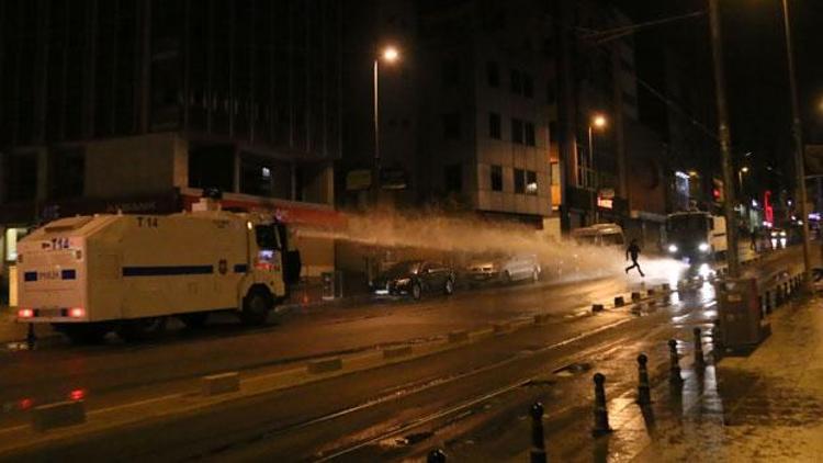 Kadıköydeki Kobani eylemine polis müdahalesi