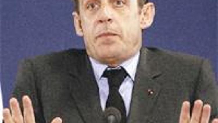 Sarkozy’nin tezi gayri meşrudur