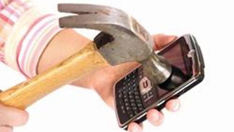 Blackberry sunucuları çöktü internet ve e-posta kullanılamadı