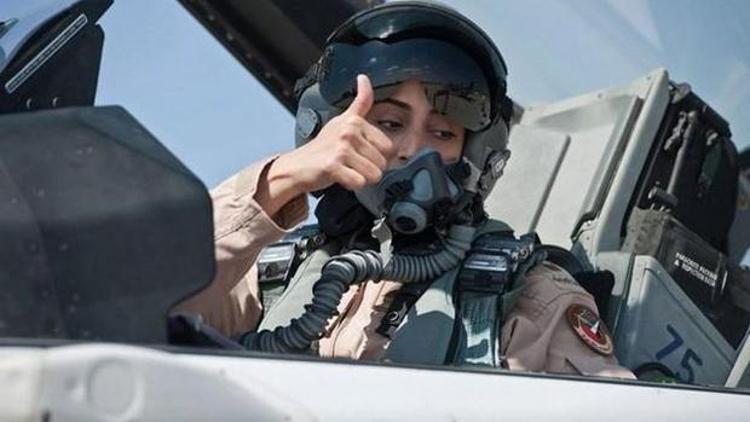 IŞİD’i vuran kadın pilot