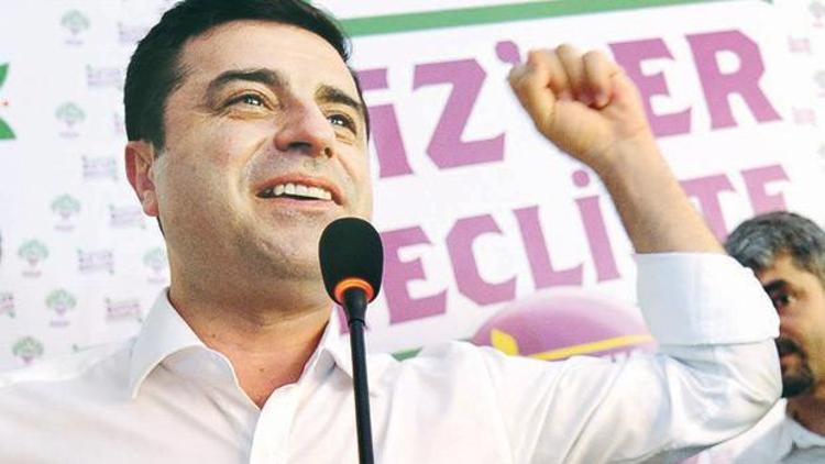 HDP Eş Genel Başkanı Selahattin Demirtaş: Davutoğlu istifa etsin