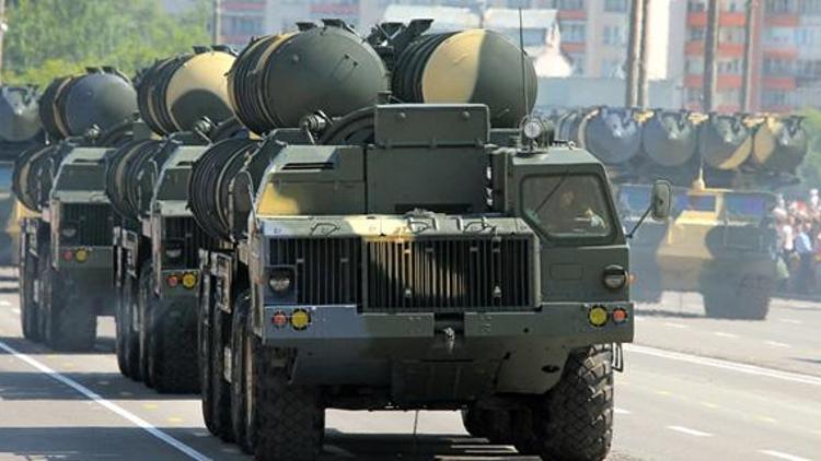 Putin, İran’a S-300 füze yasağını kaldırdı