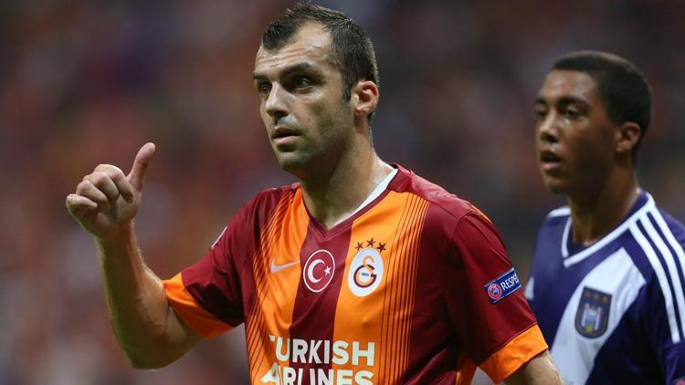 Galatasaraylı Pandev için transfer zirvesi