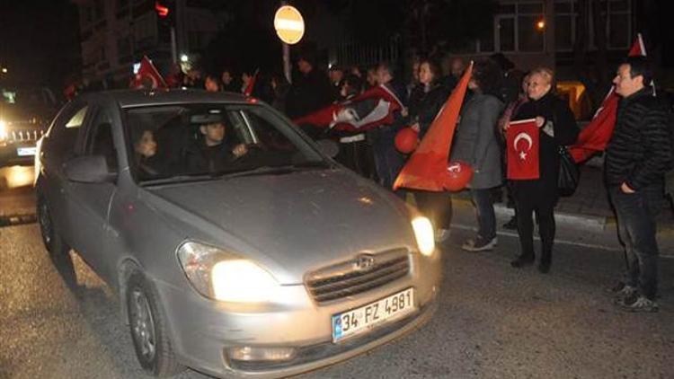 Başbuğ, orduevinde bayraklarla karşılandı