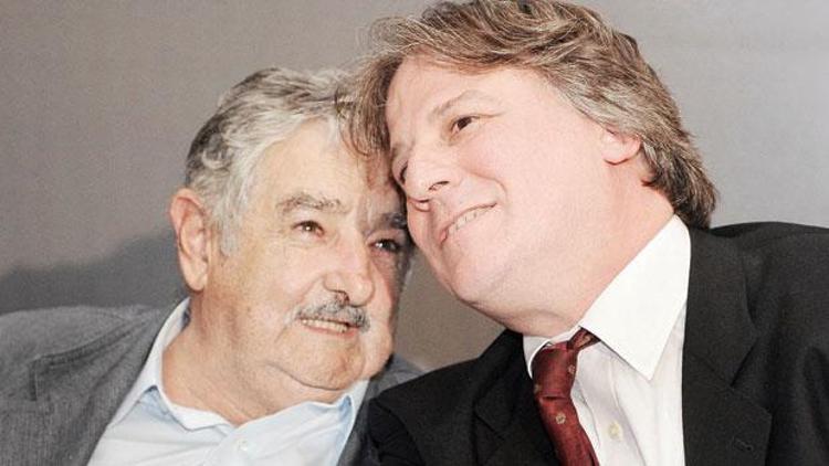 Uruguay’da yolsuzluk istifası