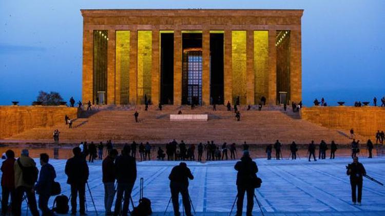 Anıtkabir’de gece buluşması