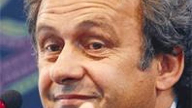 Platini: Krizde 94 milyon Euro’luk bir transfer futbolu duvara toslatır