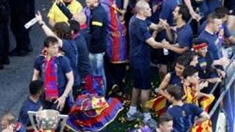 Barcelona, 22. lig şampiyonluğunu taraftarlarıyla kutladı