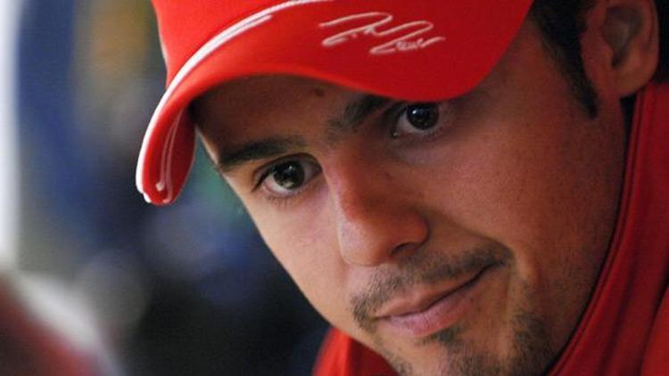 Massa, seneye Williamsta yarışacak